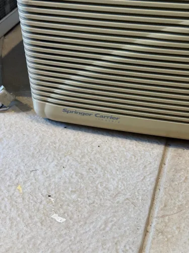 Ar condicionado springer 10.000btu funcionando perfeitamente e com limpeza recente 
