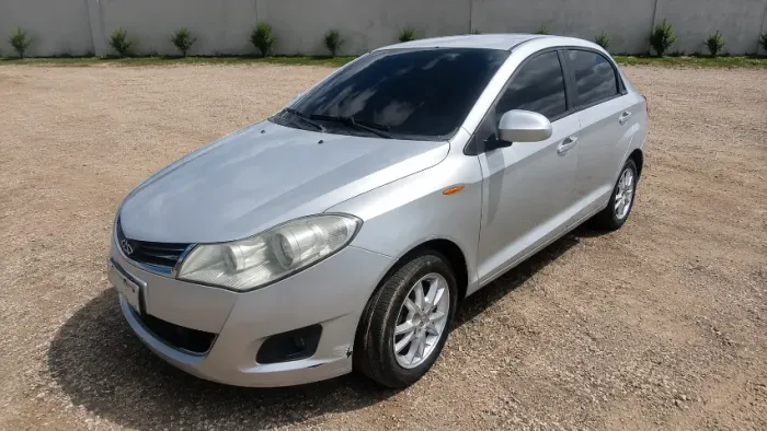 Chery Celer Sedan 1.5 16V Flex 5P 2013
