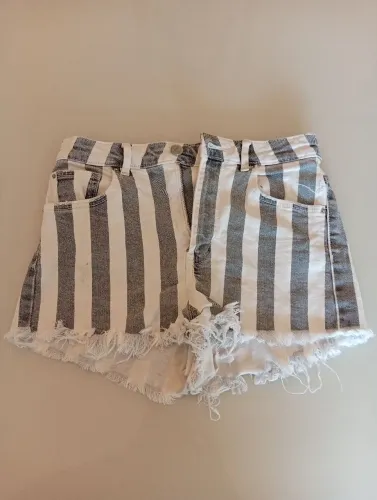Shot feminino Zara