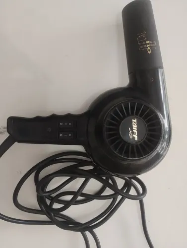 Secador de cabelo profissional funcionando perfeitamente e bem conservado 