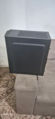Gabinete gamer - pouco uso, bem conservado