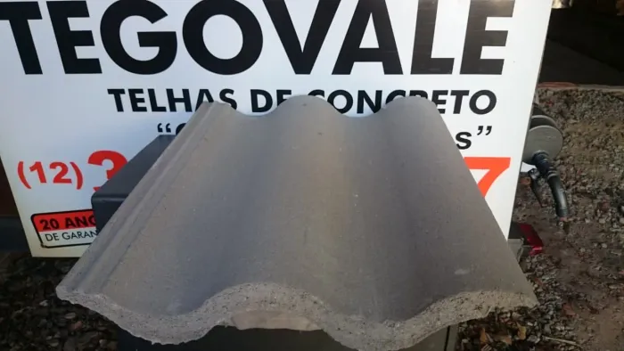 300 Telhas de concreto (TEGOVALE)