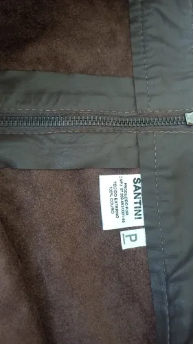 VESTIDO e SAIA EM COURO