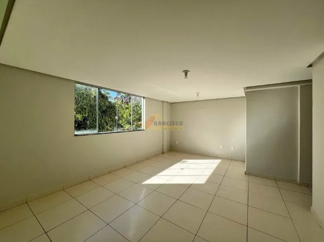 Apartamento à venda, 3 quartos, 1 suíte, 1 vaga, Jardim Candelária - Divinópolis/MG