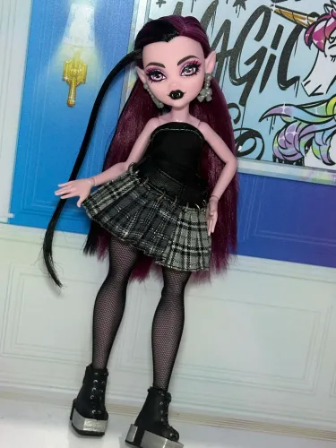 Boneca Draculaura Custom g3 monster high vampira