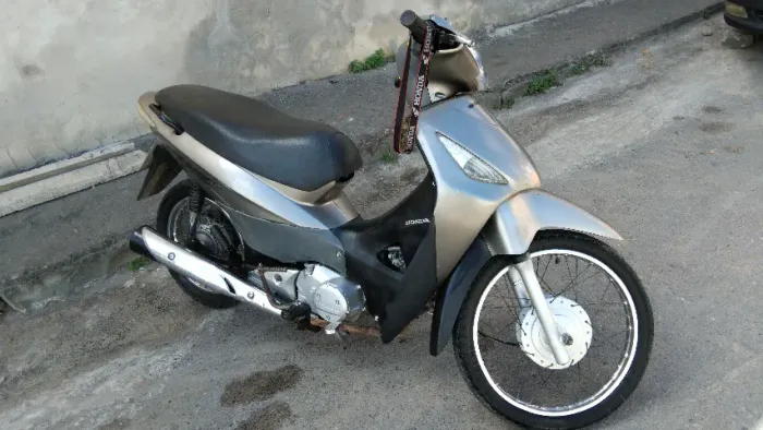 HONDA BIZ 125 KS - ANO/MODELO 2006