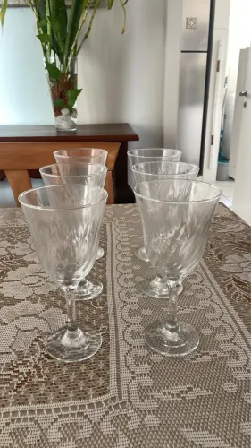 Conjunto de 24 Taças de vidro