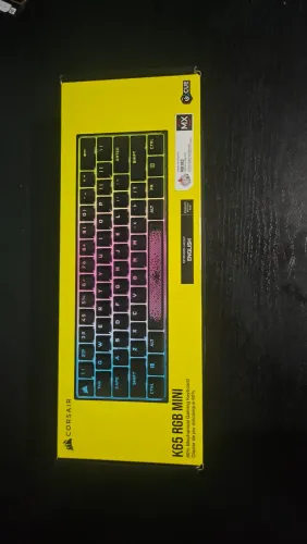 Teclado corsair k65 