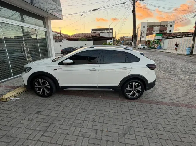 Volkswagen Nivus Highline 1.0 200 TSI Flex AUT 2024