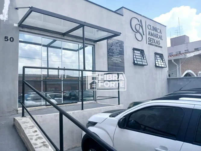 Sala Comercial no Bairro : Parque Prado .