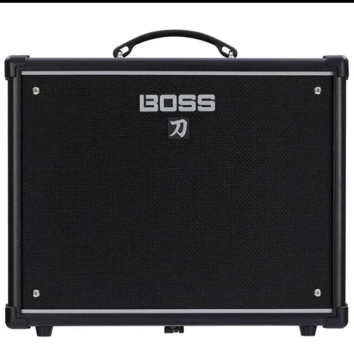 Amplificador Boss katana gen3 100 watts.