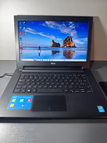 Notebook Dell i3-4005U CPU 1.70GHZ - 4GB - SSD 240GB - Tela 14" - *Bateria não funciona*