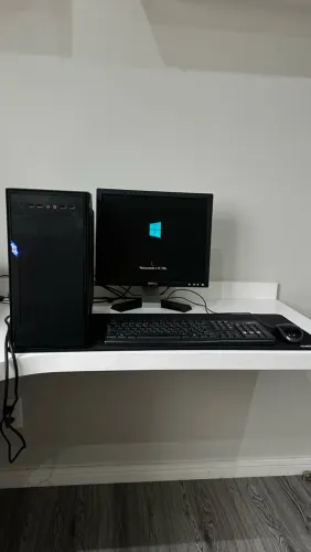 PC Completo Intel i5 | 8GB RAM | SSD 240GB | Monitor Dell 17" + Teclado e Mouse Logitech