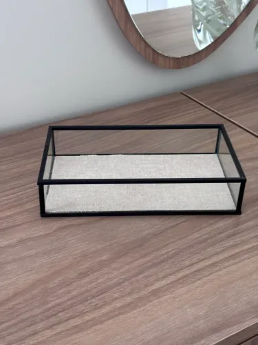 Bandeja Decorativa Preta com Vidro | Design Minimalista Moderno
