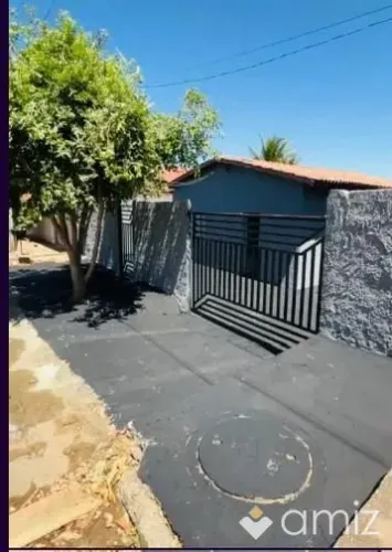Casa à venda em Sanclerlândia com 2 quartos de 100,00 m²