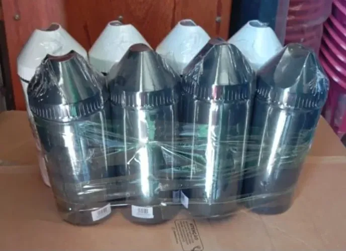 PORTA CERVEJA 600ML Cores: Preto ou Branco