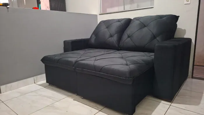 Sofá Retrátil e Reclinável Tam: 1.80 na oferta