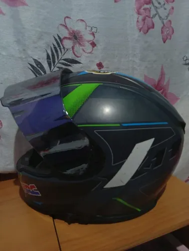 Vendo capacete x11