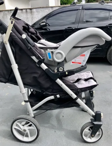 Kit Completo Carrinho de Bebê + Bebê Conforto + Base para Carro - Dzieco