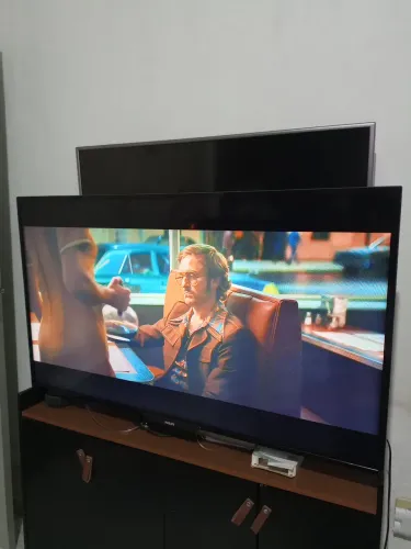 Tv Philips 48" led não é smartv com controle sem base