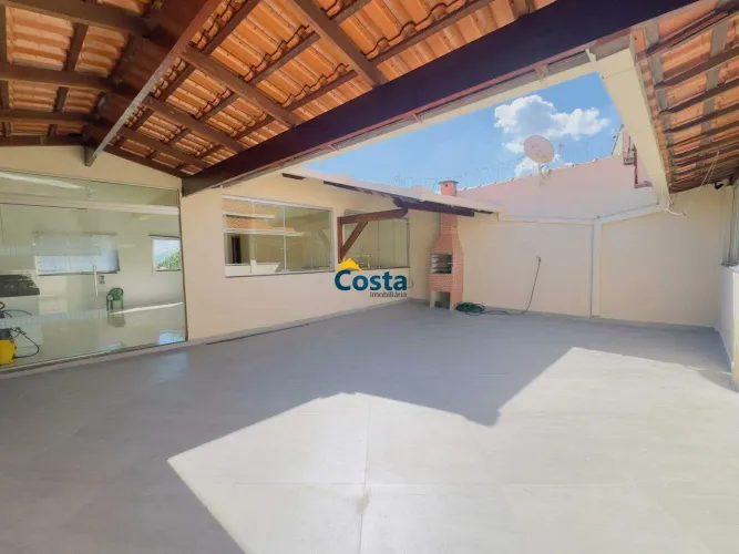 Casa no Cidade Verde, perto do colégio Tiradentes
