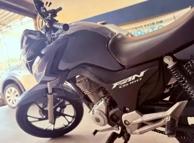Moto Fan Honda único dono 2024