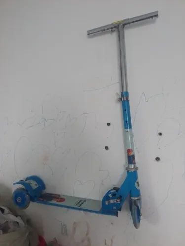 Patinete semi novo