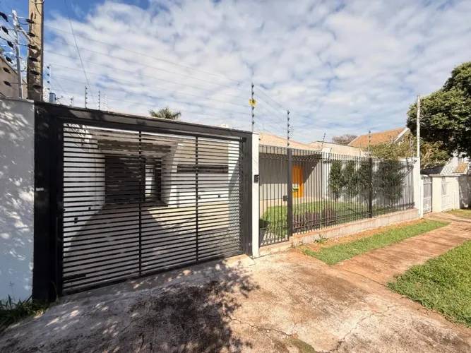 Casa para alugar em Maringá, Jardim Novo Horizonte, com 3 quartos, com 190 m²