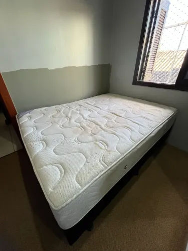 Cama de Casal- Desapego