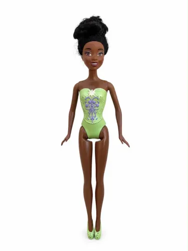 Boneca tiana bailarina Disney usada  