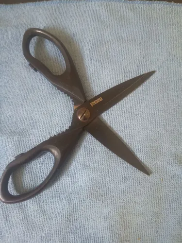 Tesoura de Cozinha SiGG Para Cortar Frango 