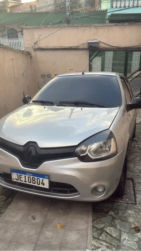 Renault Clio Authentique 1.0/1.0 Hi-power 16V 3P 2013