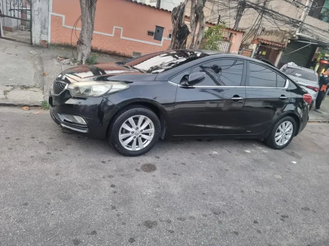 Kia Motors Cerato 1.6 16V Flex Aut. 2015