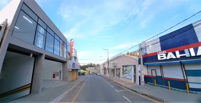 Sua loja no centro de Vinhedo - Prédio a venda - Oportunidade!