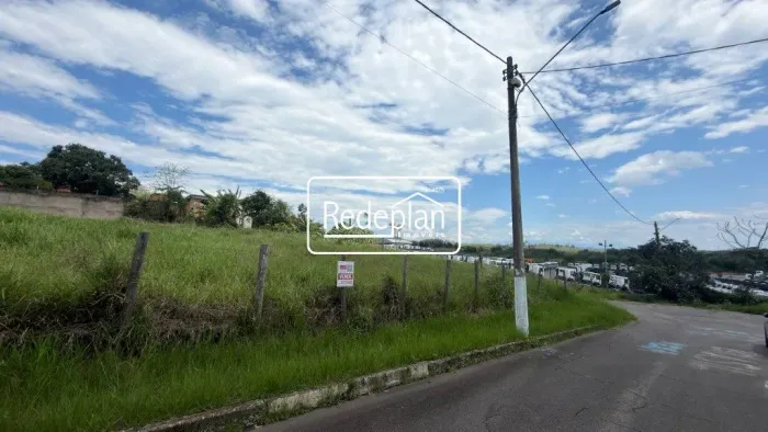 Excelente Oportunidade: Terreno Plano à Venda no Bairro Village, Porto Real
