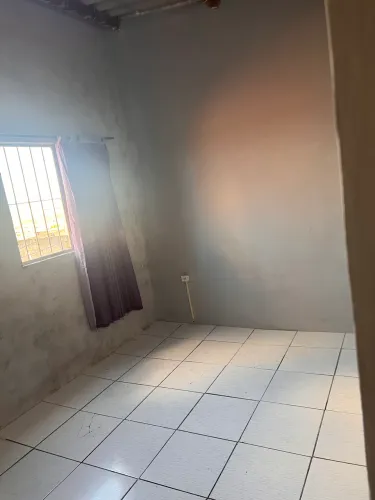Casa para alugar NÃO PAGA AGUA E NEM LUZ