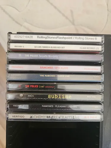 Lote de CDs