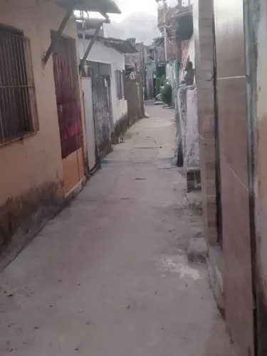 VENDE-SE UMA CASA EM CAJUEIRO SECO!!