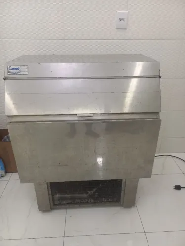 MÁQUINA DE GELO