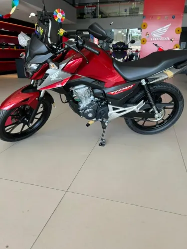 Titan 160