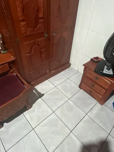 Conjunto guarda roupa e cama 