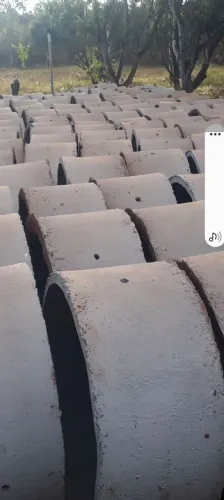 Vende se manilhas canaletas.lajes pre moldada em geral o