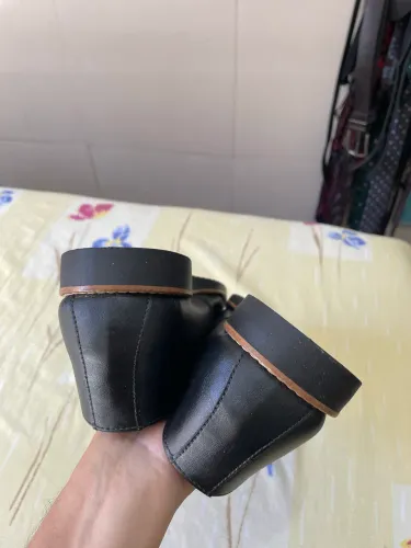 VENDO SAPATO