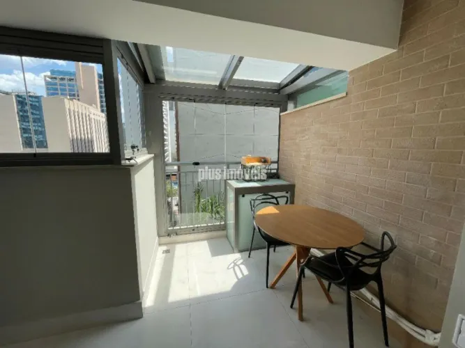 Studio em Moema com 27m²