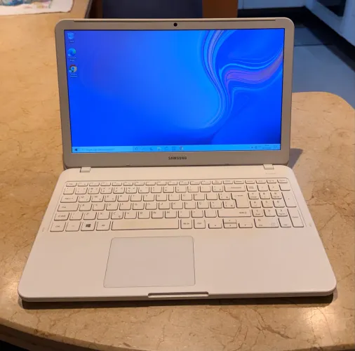 Notebook Samsung i5 8ª Geração | 8GB RAM | NVIDIA MX110 | Excelente Estado
