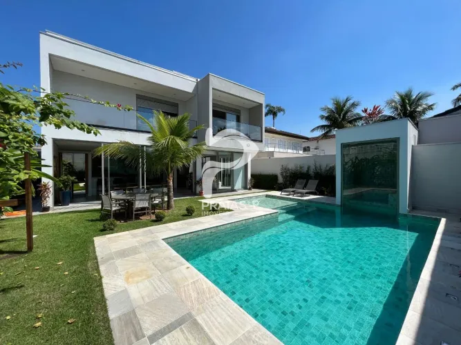 Casa em condomínio fechado, 5 quartos, Jardim Acapulco, Guarujá