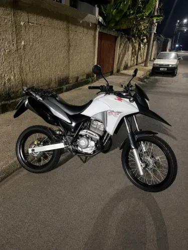 Vendo Honda xre300 2014
