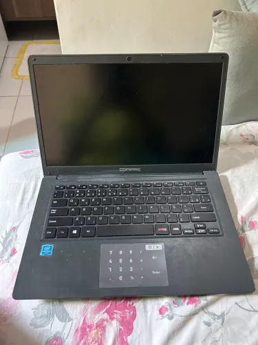 Notebook Compaq PC806 14? - Não liga - Para peças ou conserto