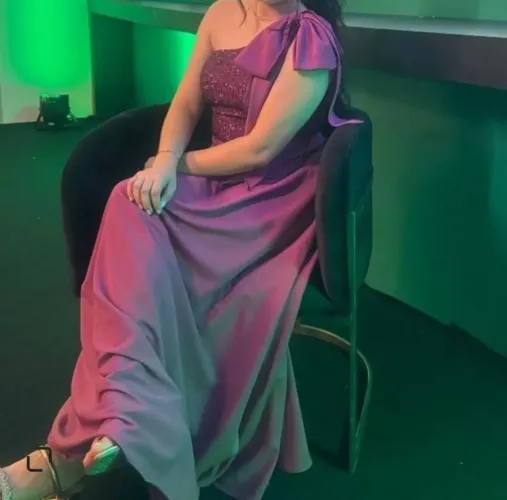 Vestido de festa fúcsia