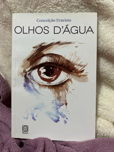 Olhos Dágua - poucas marcas de uso